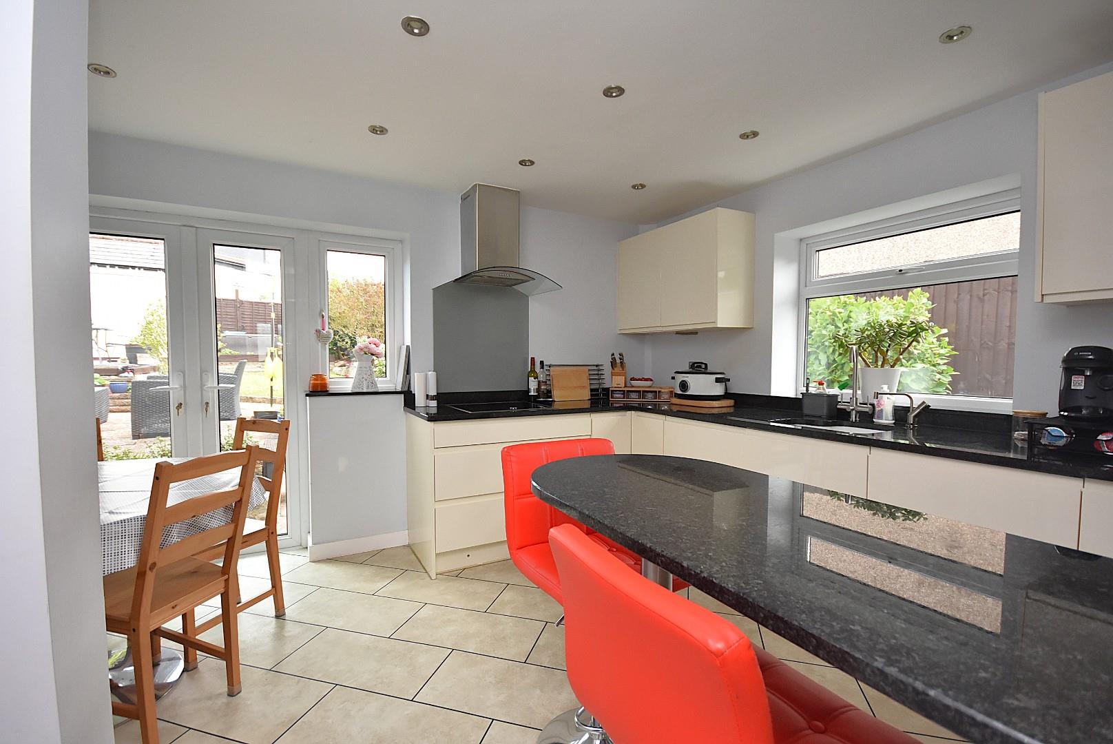 4 Myrtle Close, Penarth, CF64 3NQ